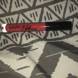 NEVER WORN | NYX SLIP TEASE in BREEZY VENTEUX